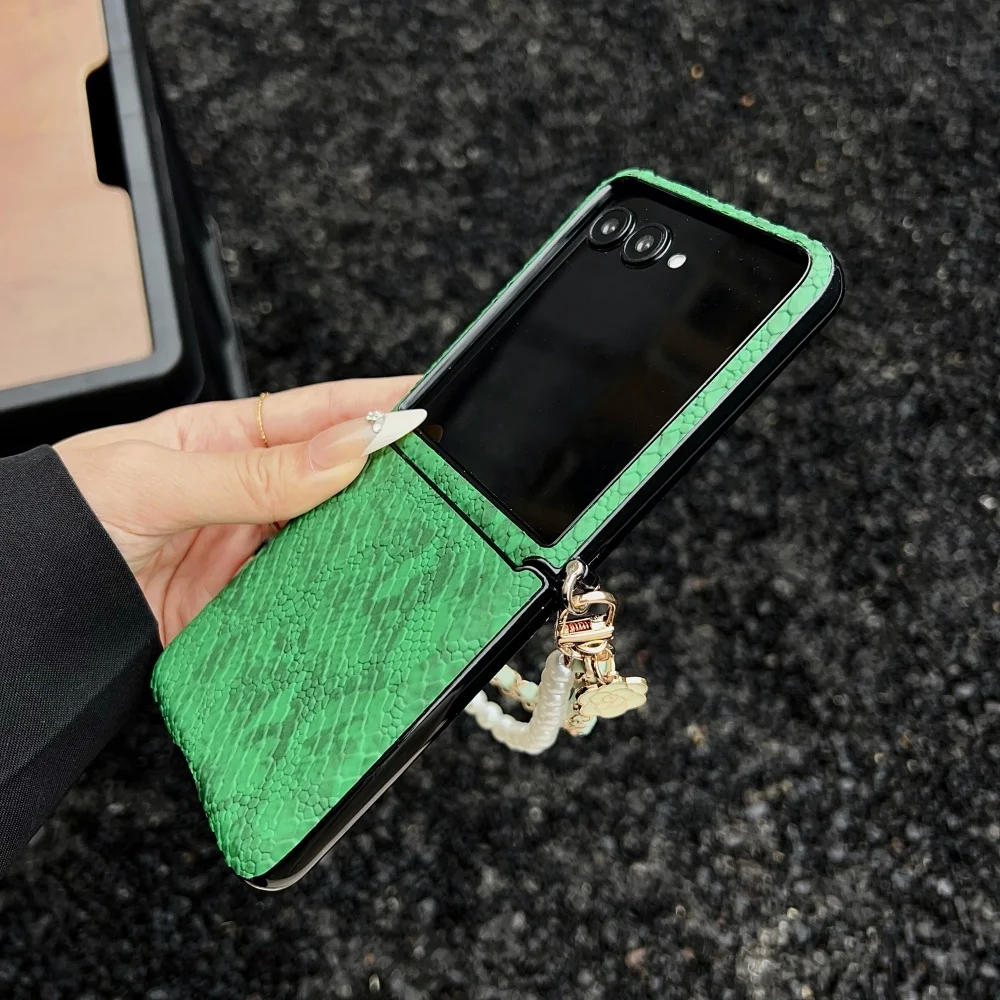 Custodia per telefono in pelle - Leather Bracelet recensione e prezzo
