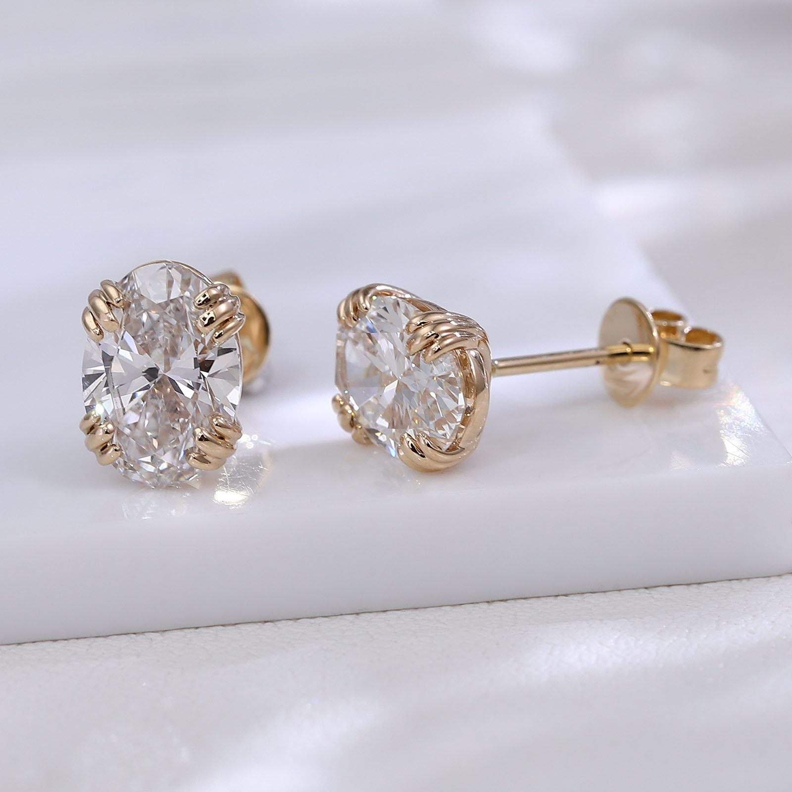 Orecchini di Lusso Provence co - Diamond Stud Earrings recensione e prezzo
