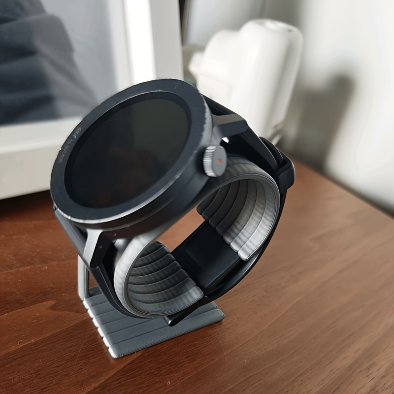 Espositore Minimalista per Oro - Jewelry Like Watches recensione e prezzo