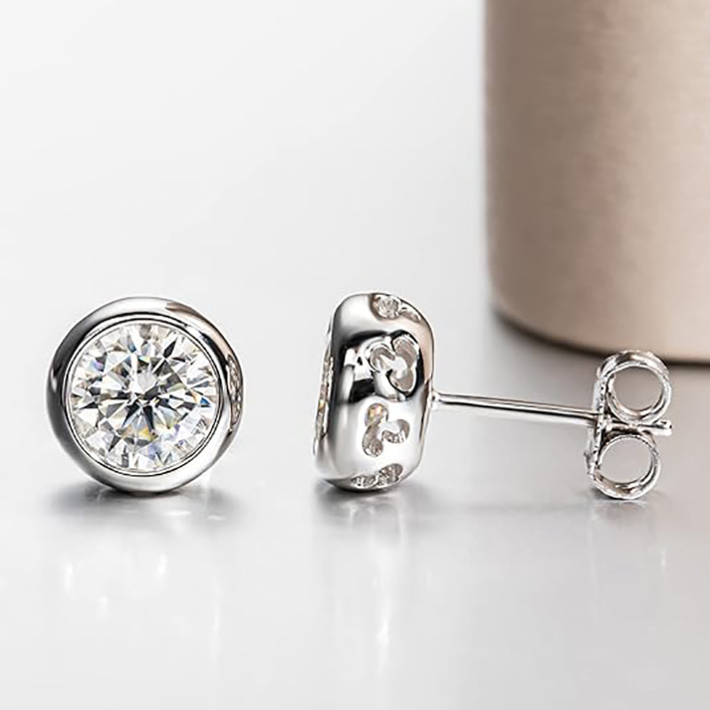 Vero D Colore Moissanite Orecc - Diamond Stud Earrings recensione e prezzo